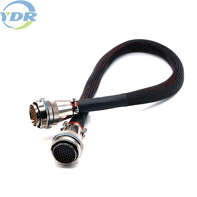 Melyek a vezetékes csatlakozó részei?